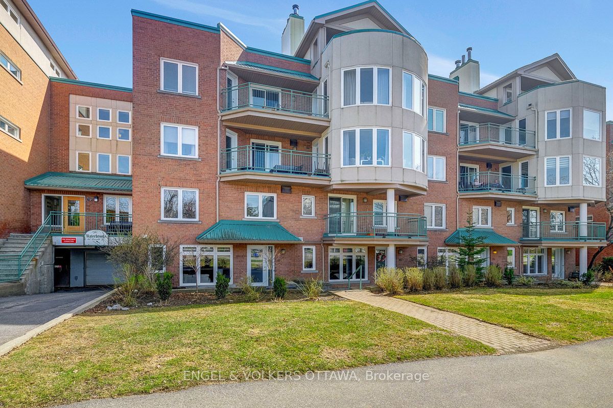 #105a - 62 Donald Street Property Photo