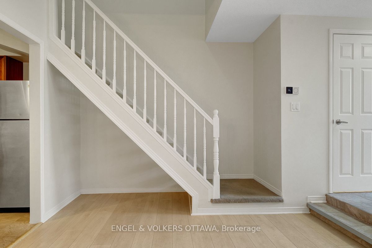 62 Donald Street 105a Property Photo 3