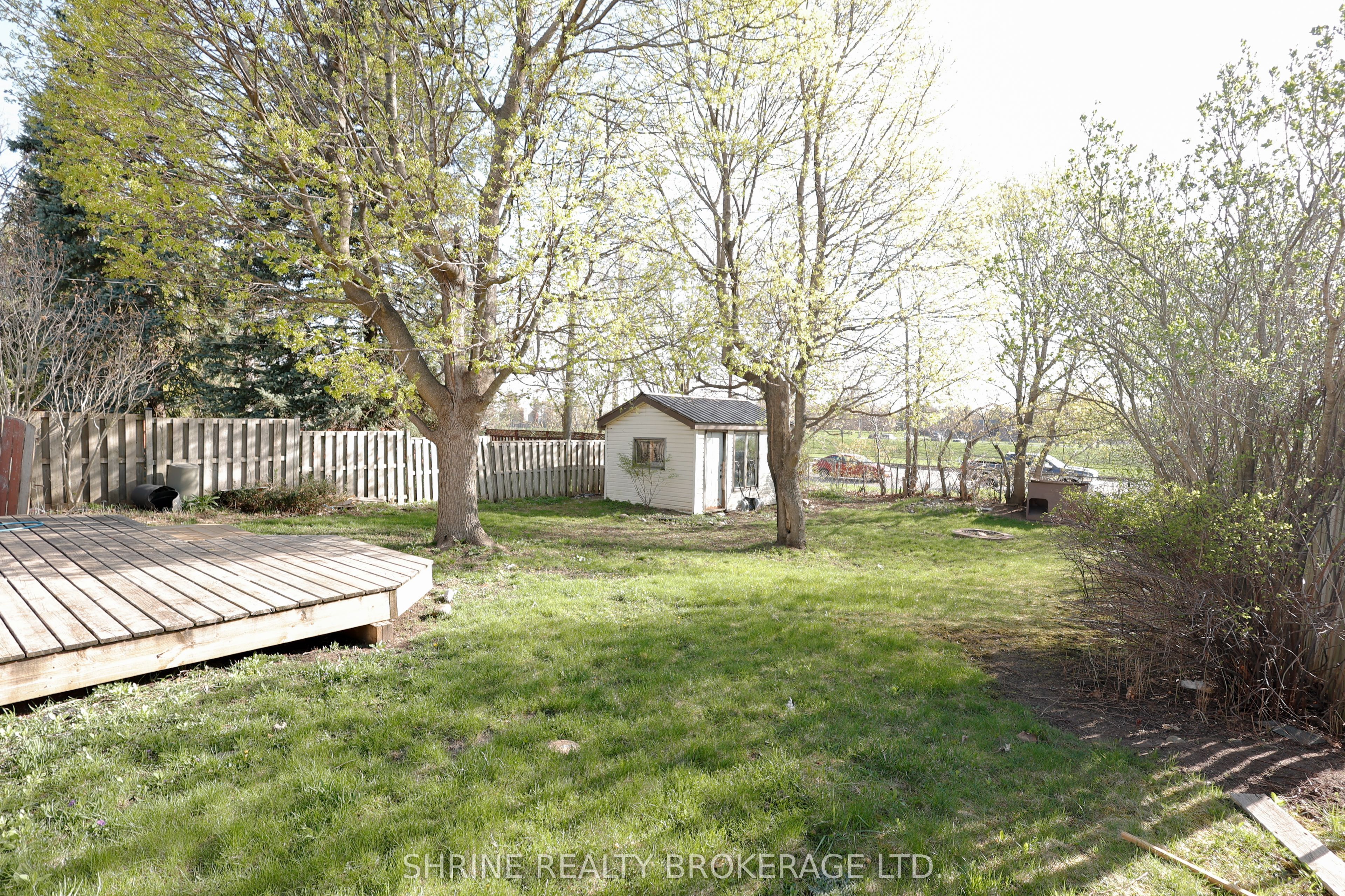 372 Flanders Row E Property Photo 44