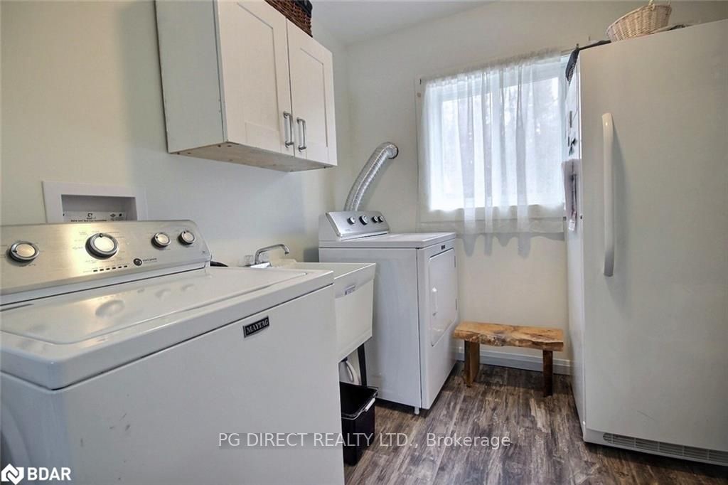667 Yearley Road Property Photo 9