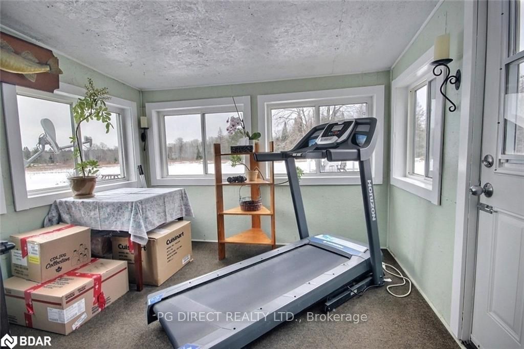 667 Yearley Road Property Photo 10