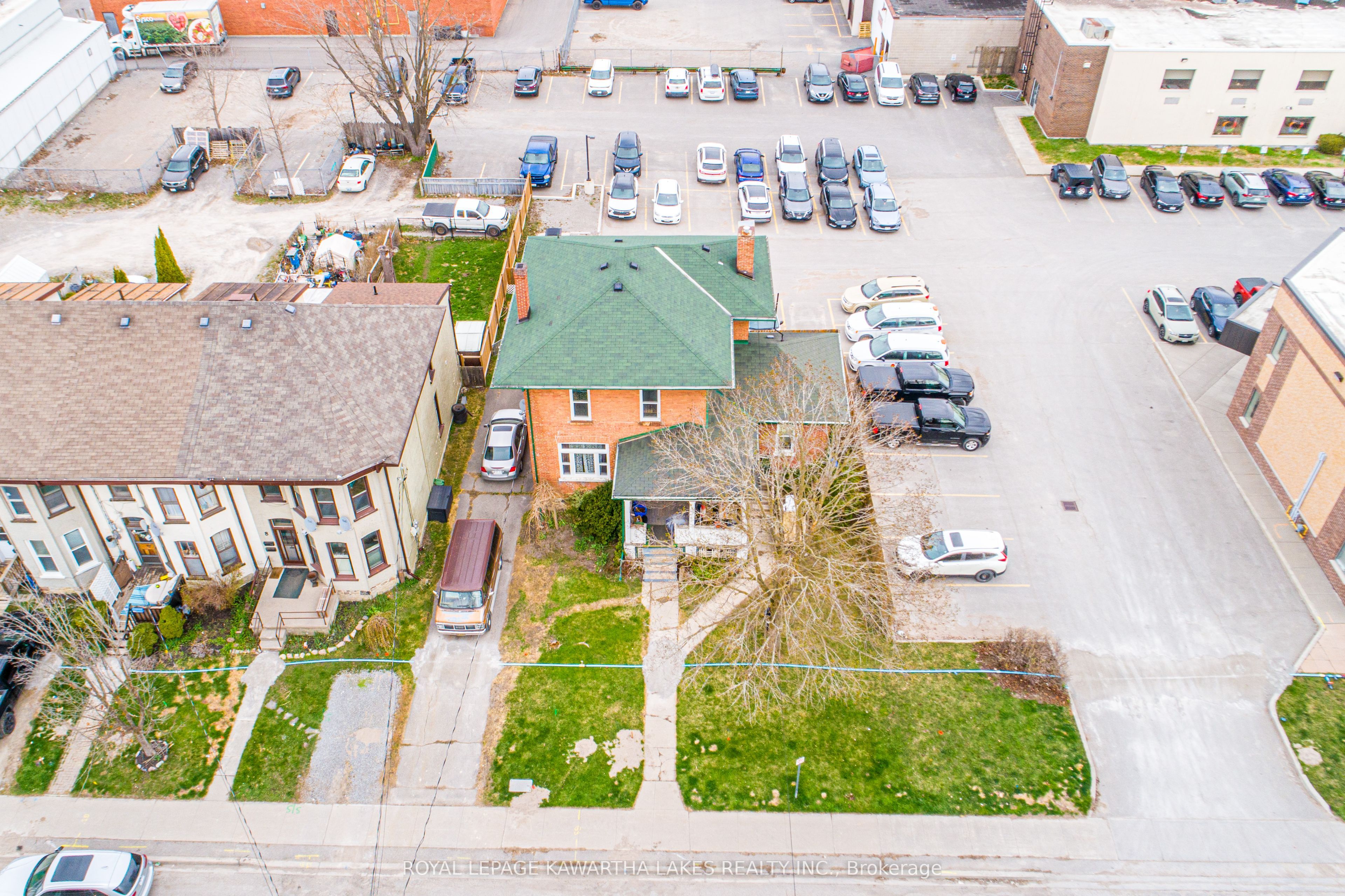 6 Glenelg Street W Property Photo 6