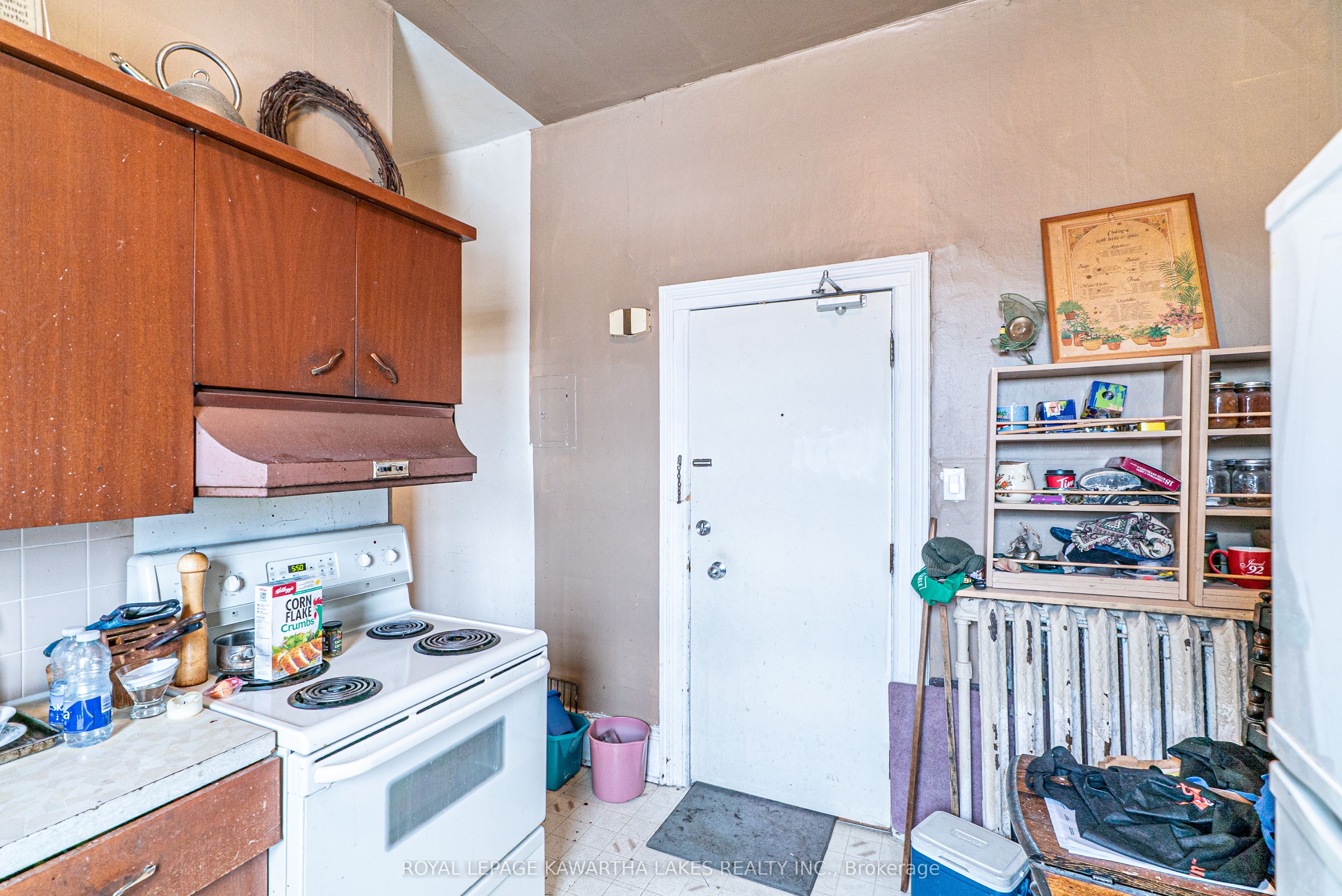 6 Glenelg Street W Property Photo 9