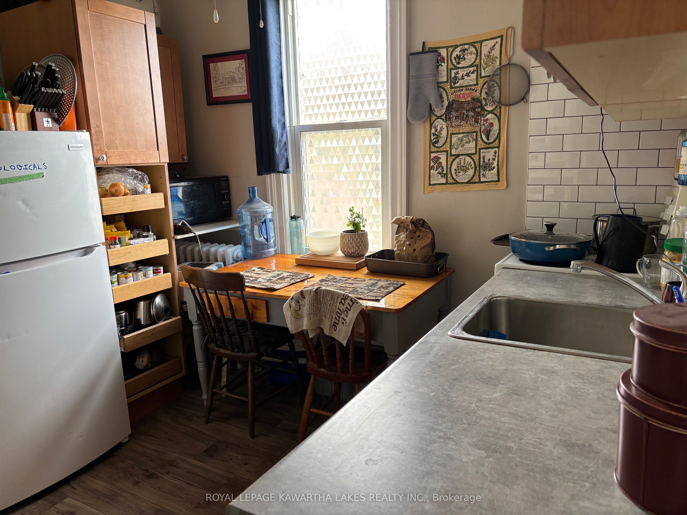 6 Glenelg Street W Property Photo 29