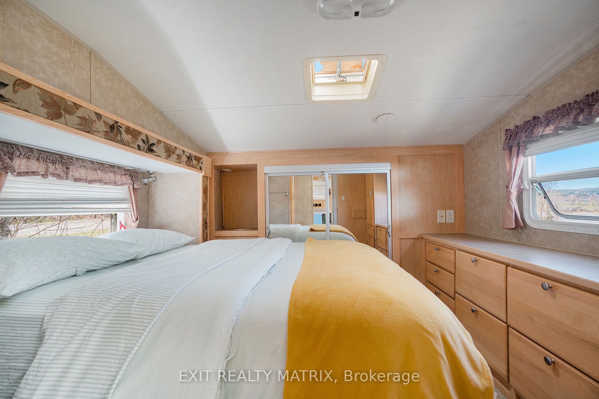 1100 La Source Road Property Photo 10