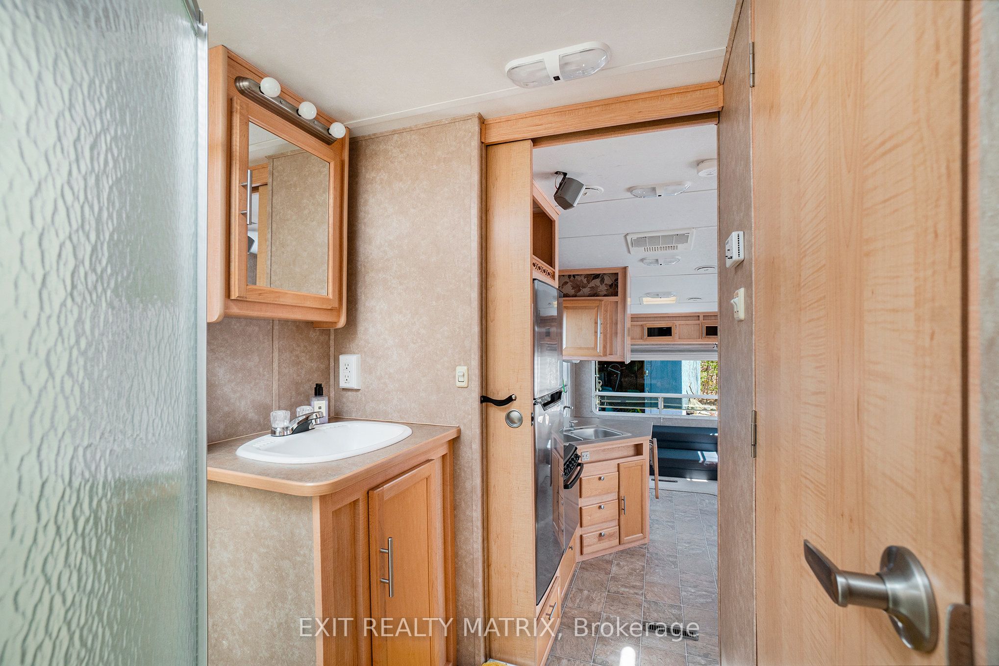1100 La Source Road Property Photo 12