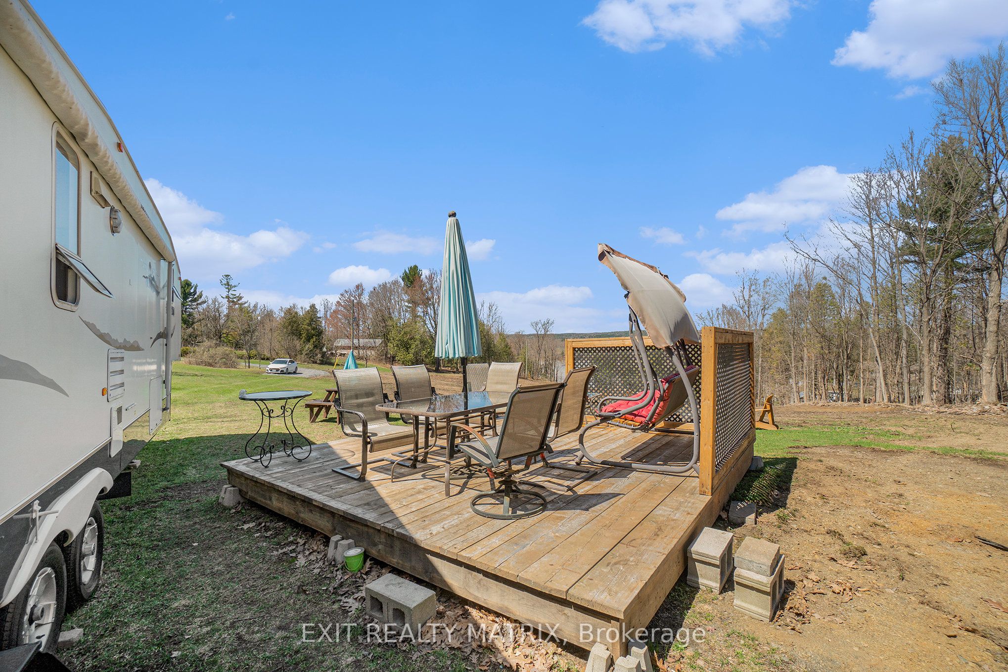 1100 La Source Road Property Photo 14
