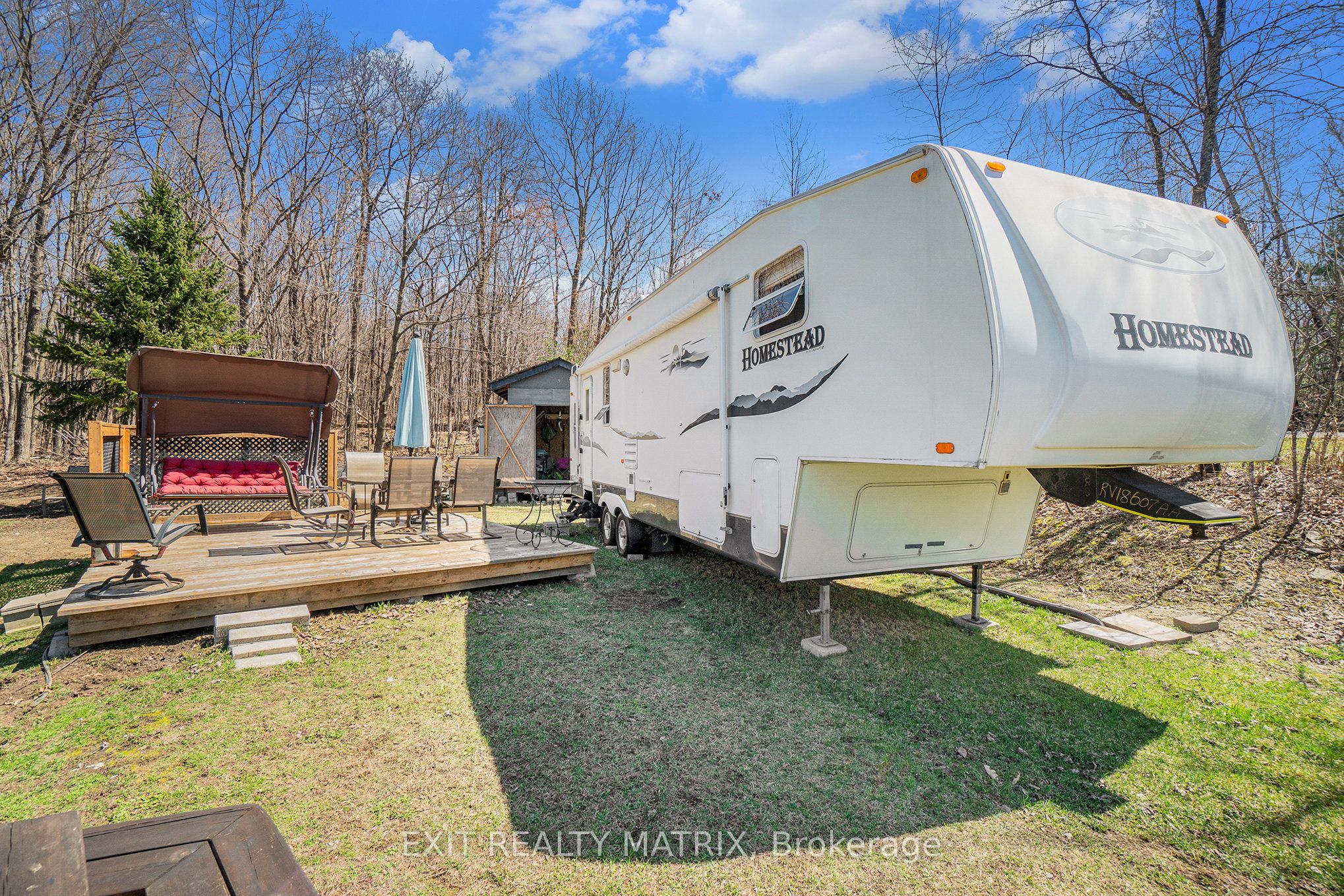 1100 La Source Road Property Photo 15
