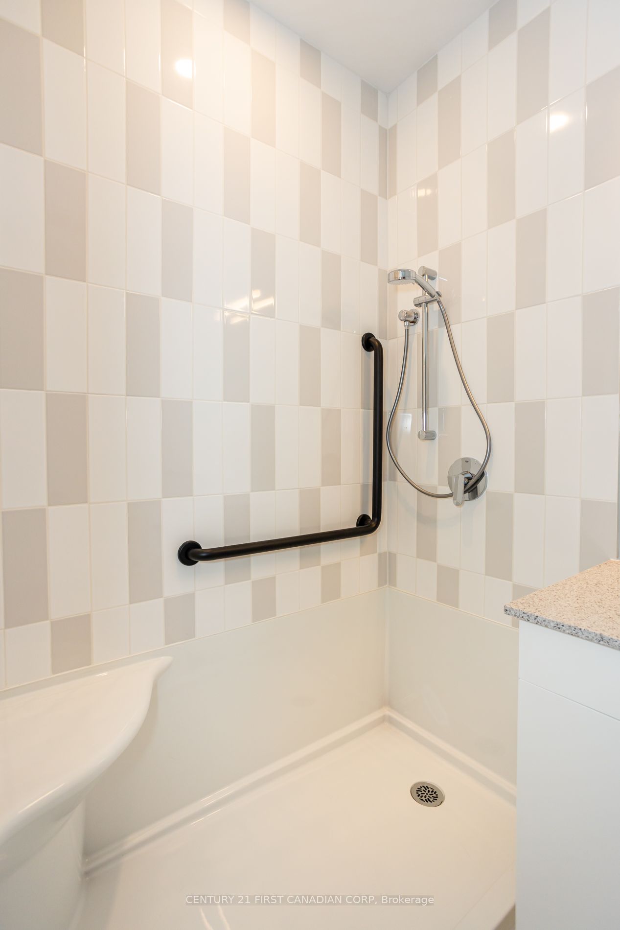 228 Mcconnell Street 301 Property Photo 30