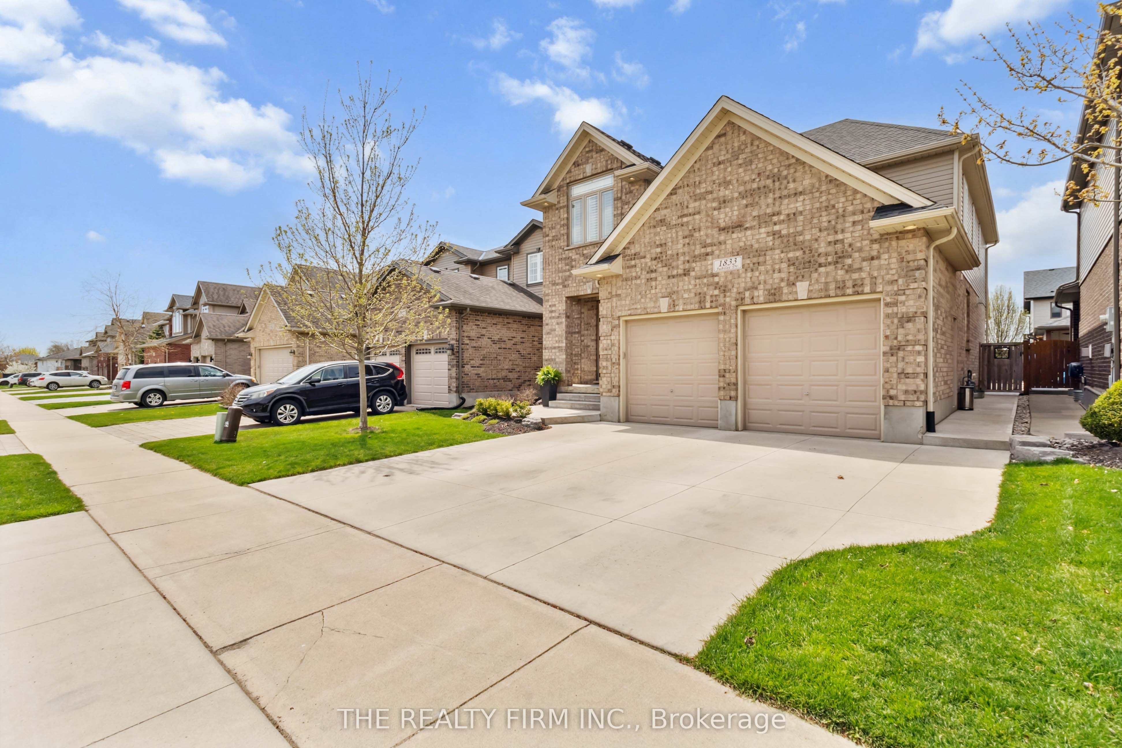 1833 Jubilee Drive Property Photo 3