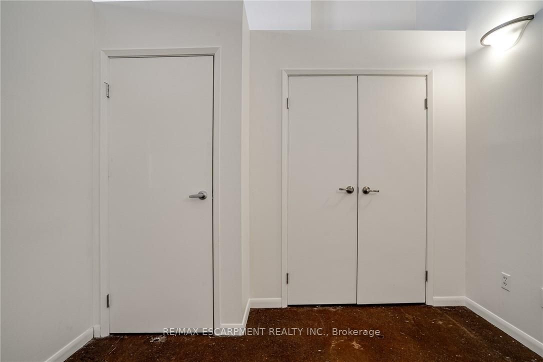 11 Rebecca Street 401 Property Photo 34