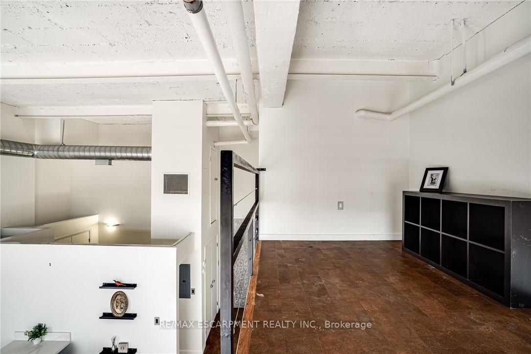 11 Rebecca Street 401 Property Photo 43