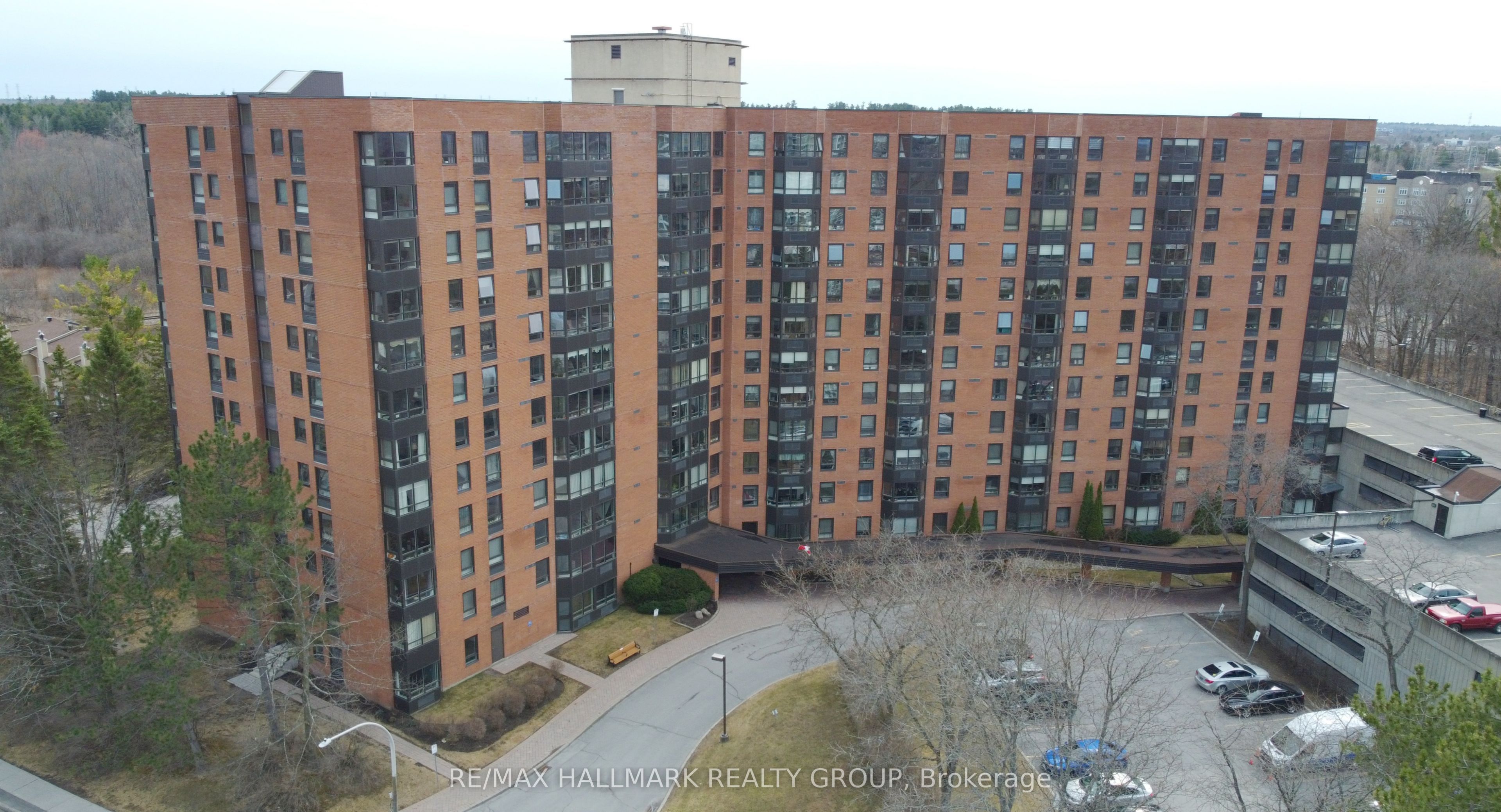 #303 - 80 Sandcastle Drive Property Photo 1