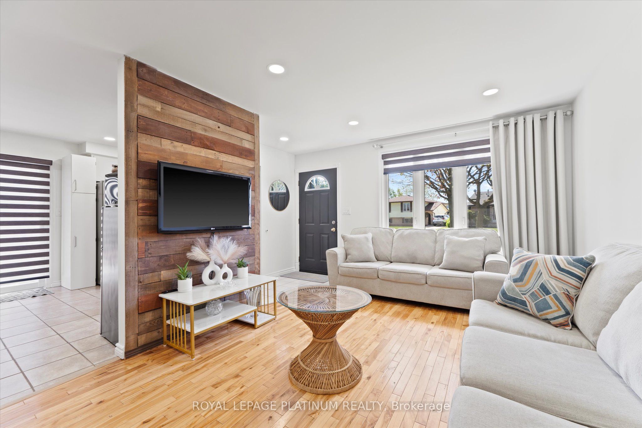 3537 Hemlock Road Property Photo 7