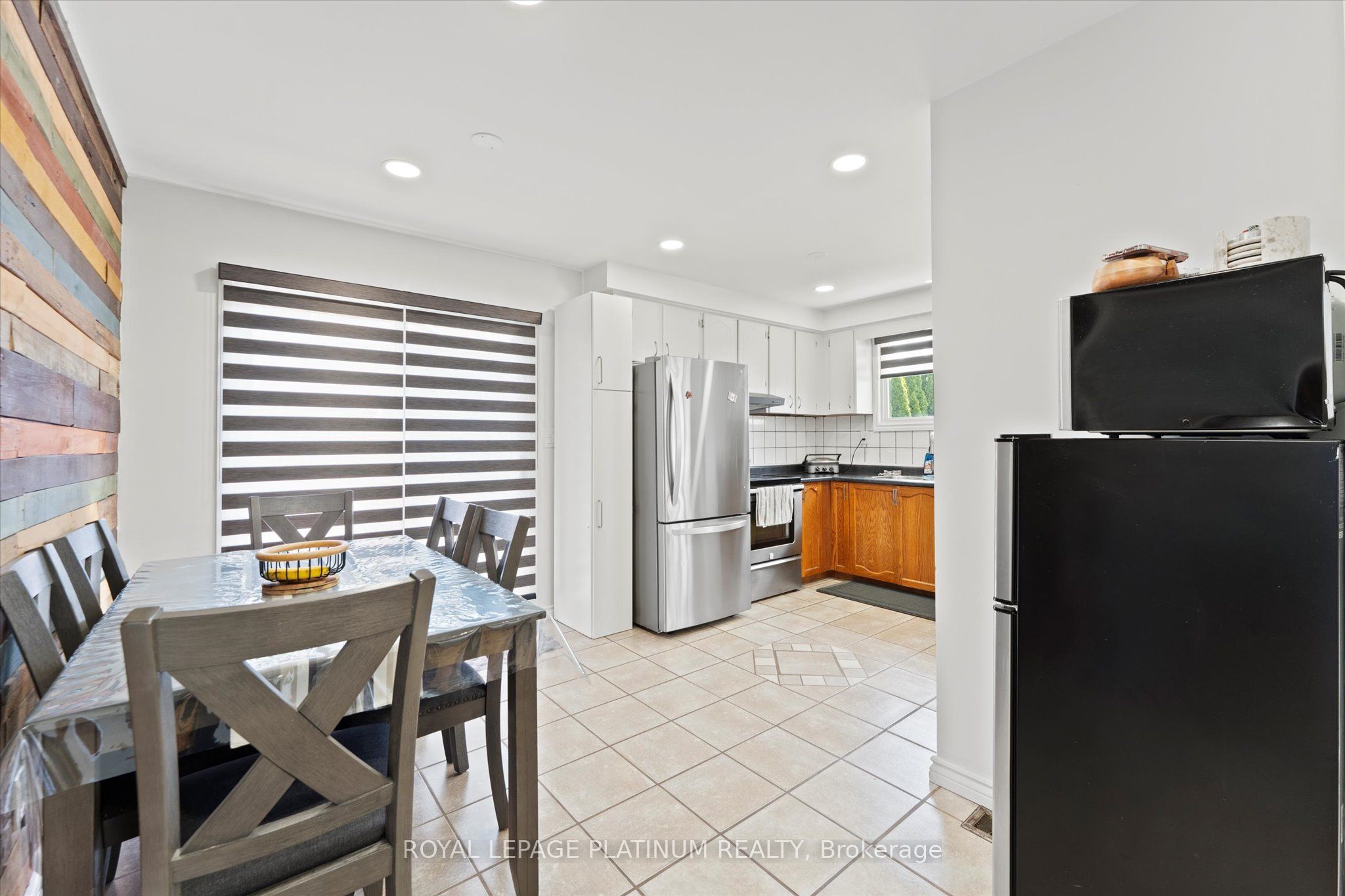 3537 Hemlock Road Property Photo 12