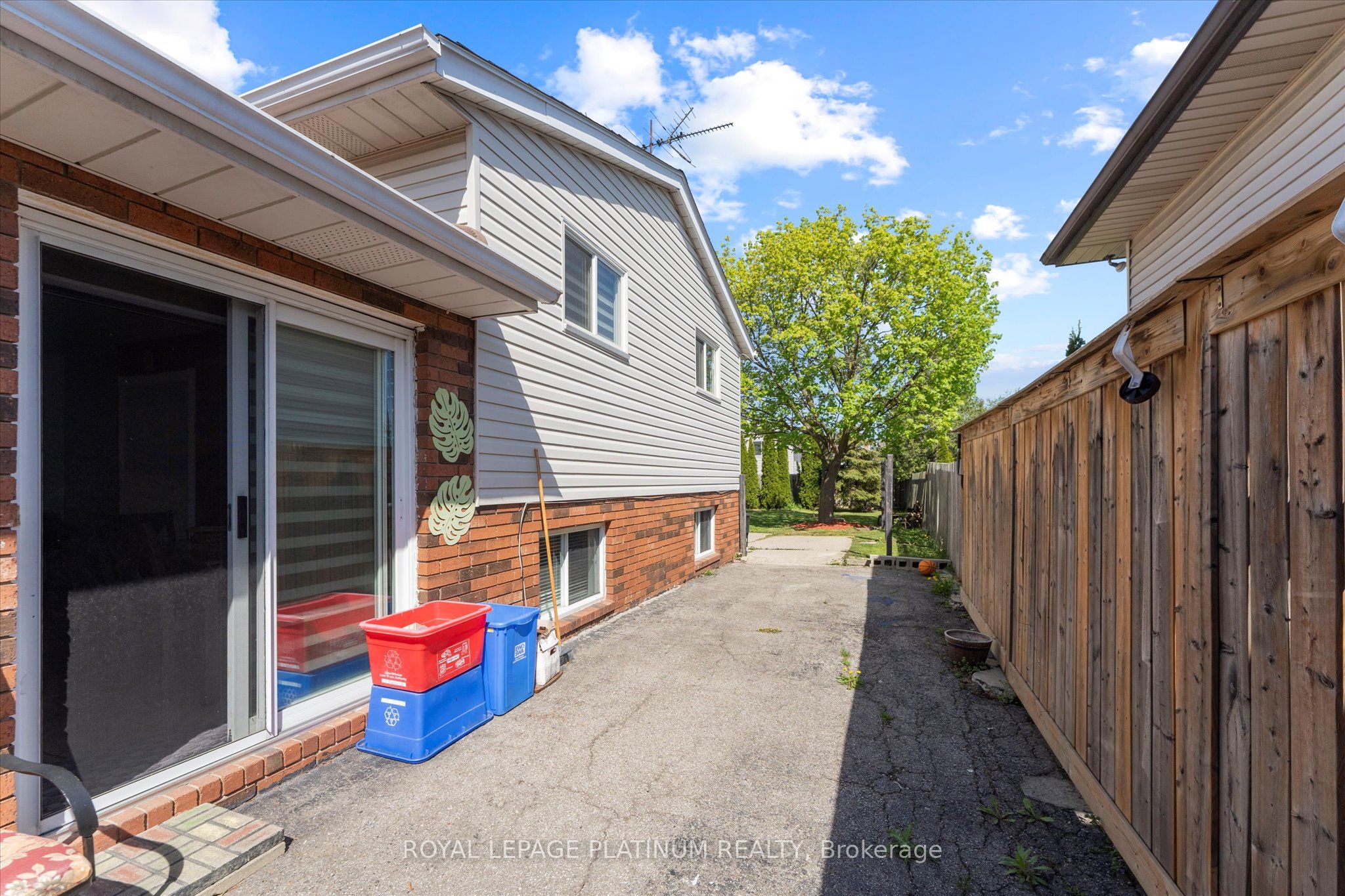 3537 Hemlock Road Property Photo 25