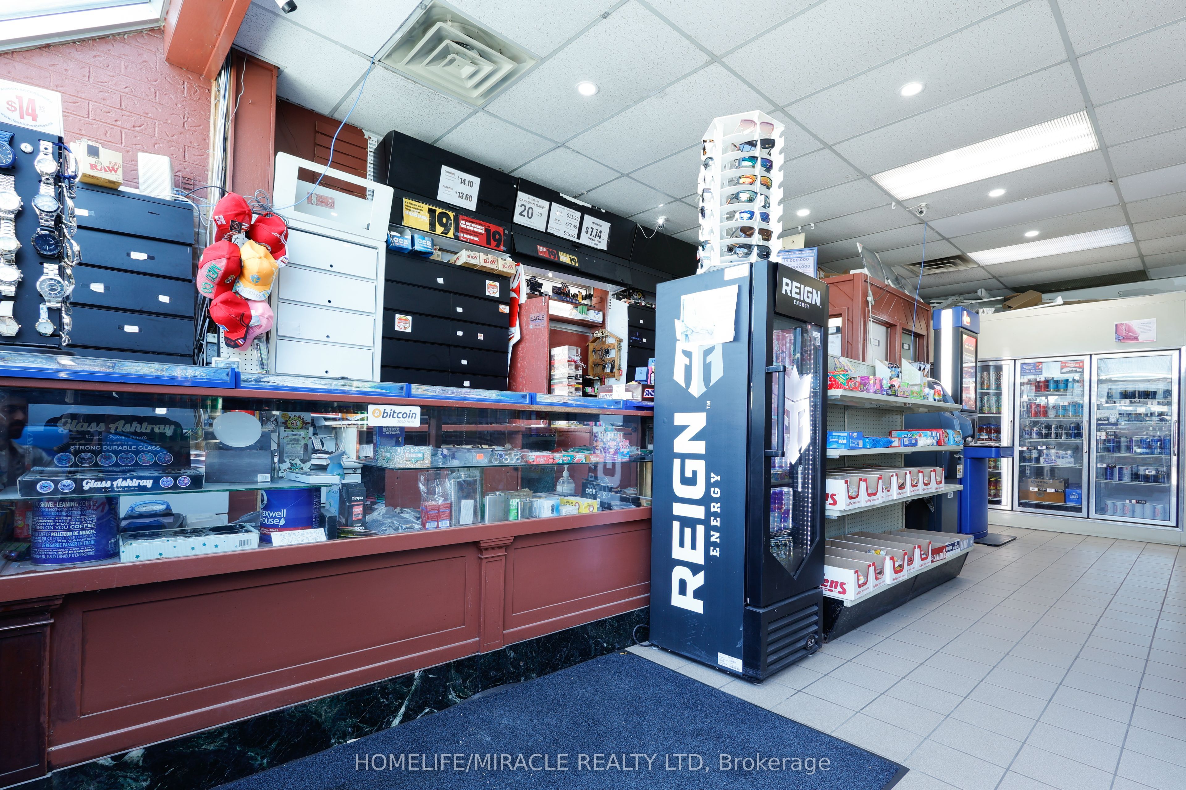 780 Dundas Street Property Photo 39