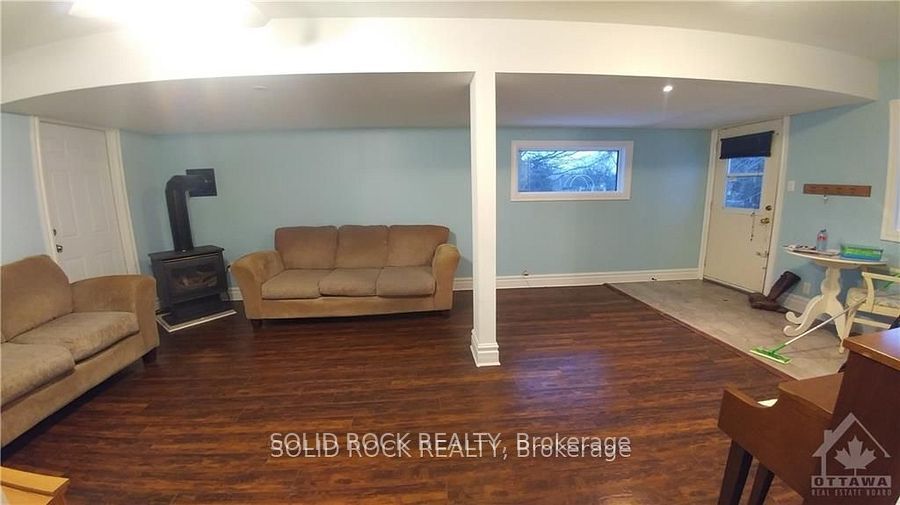 1368-1370 Meadow Drive Property Photo 10