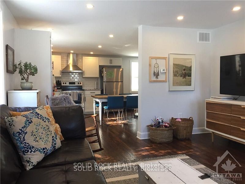 1368-1370 Meadow Drive Property Photo 18