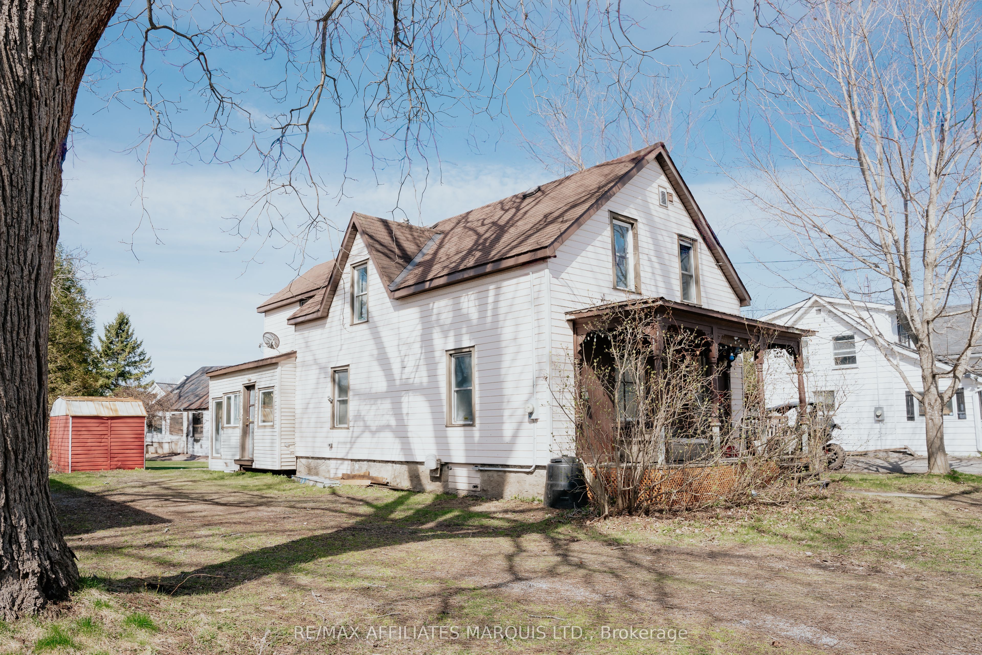 444 Victoria Street Property Photo 1