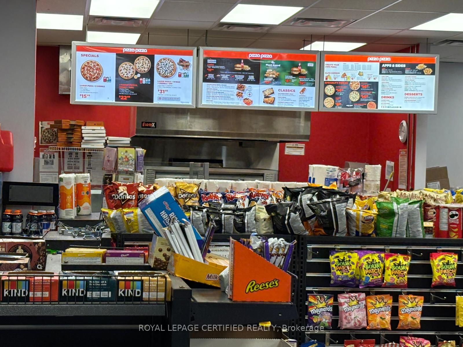 936593 Airport Road Property Photo 7