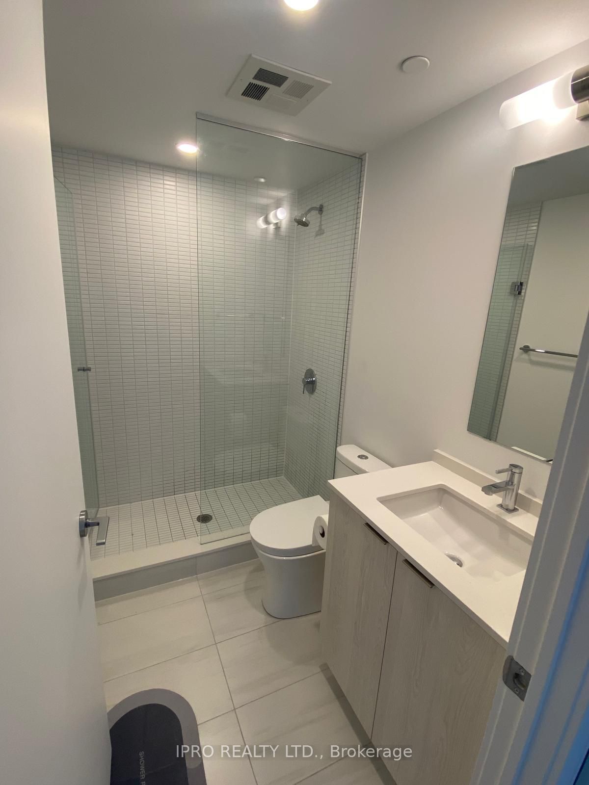 1 Jarvis Street 1314 Property Photo 11