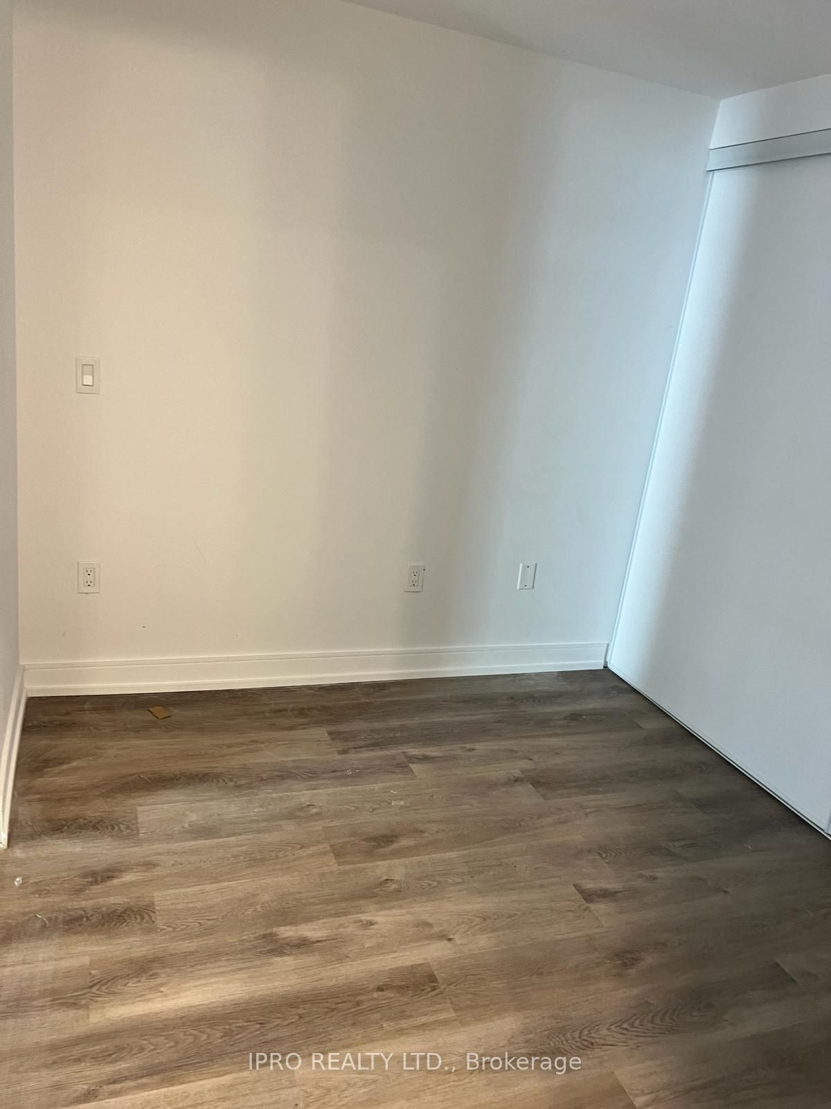 1 Jarvis Street 1314 Property Photo 17