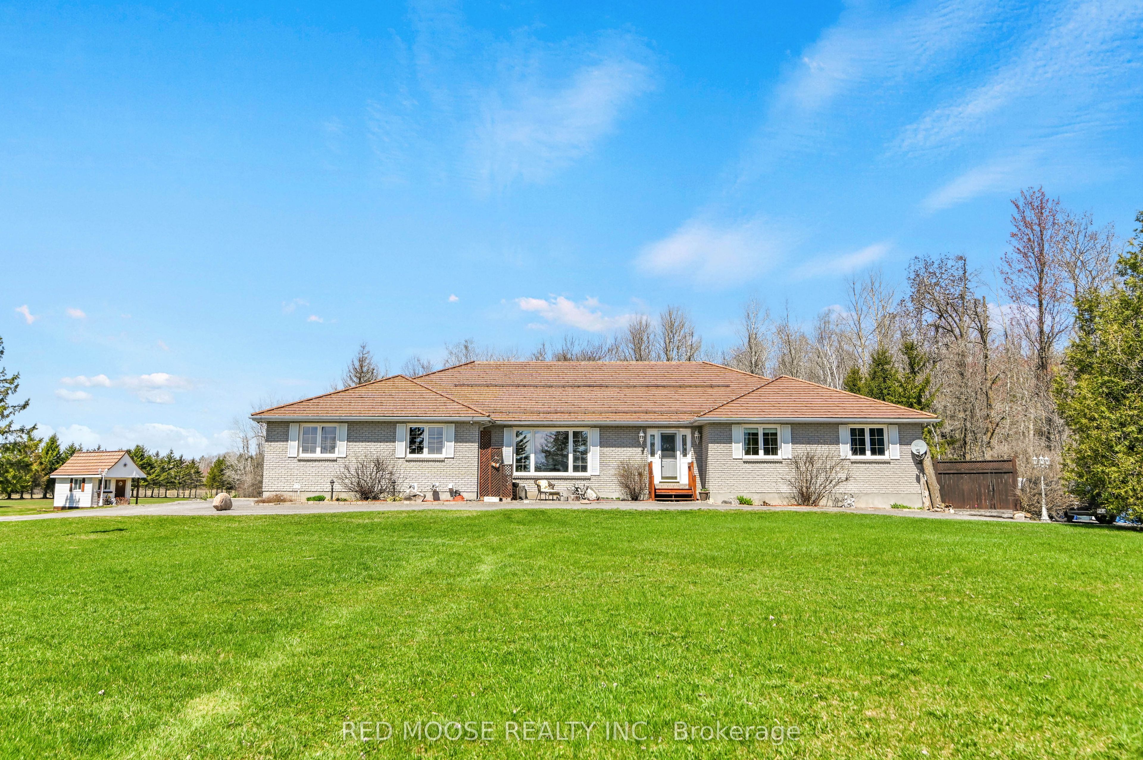 9859 Russell Road Property Photo 1