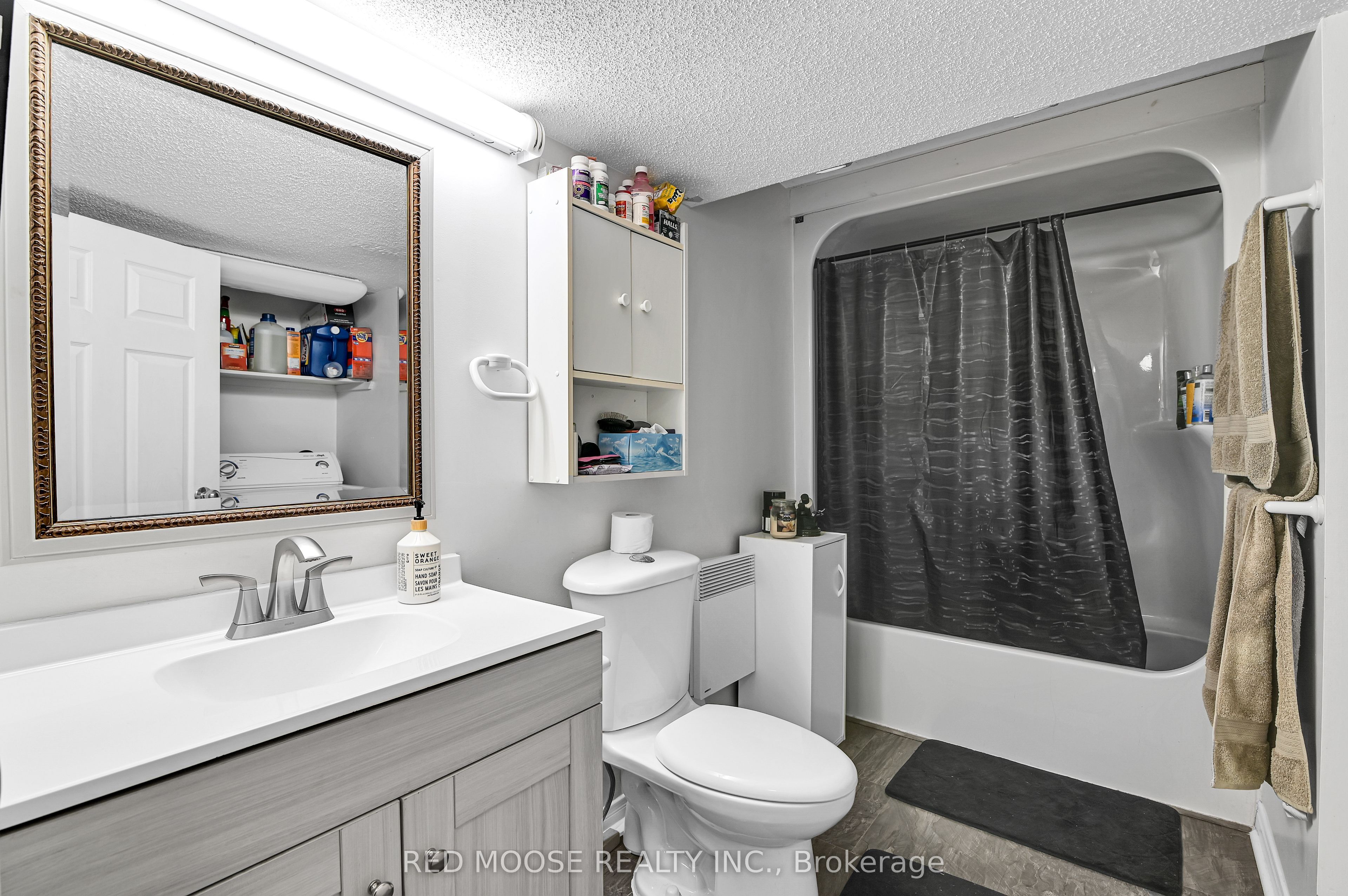 9859 Russell Road Property Photo 36