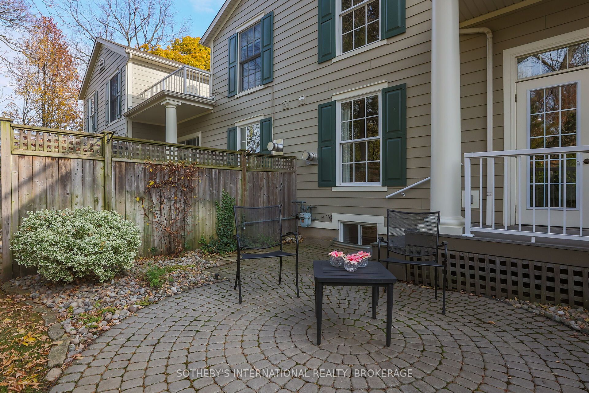 #4 - 175 Queen Street Property Photo 15