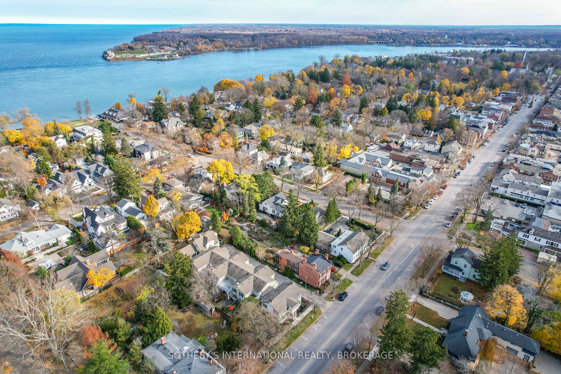 #4 - 175 Queen Street Property Photo 32
