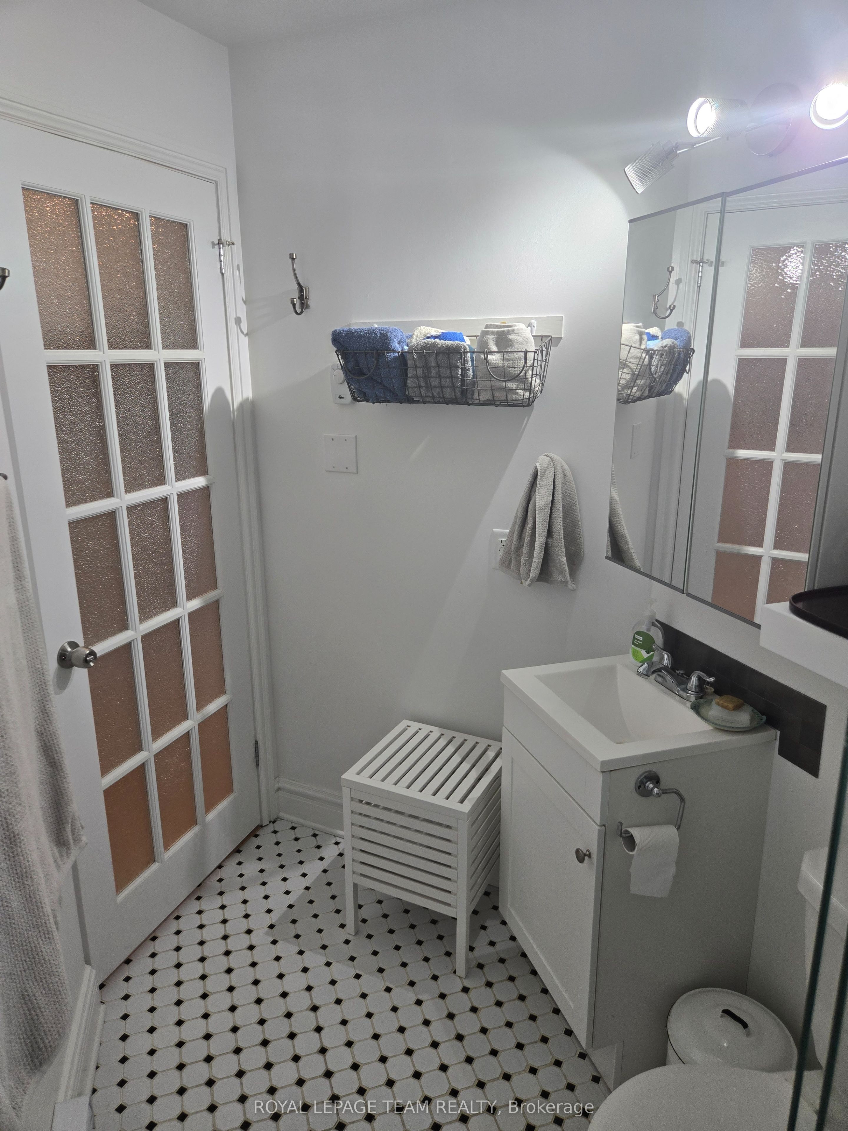 1 E Rosamond Street E 409 Property Photo 13