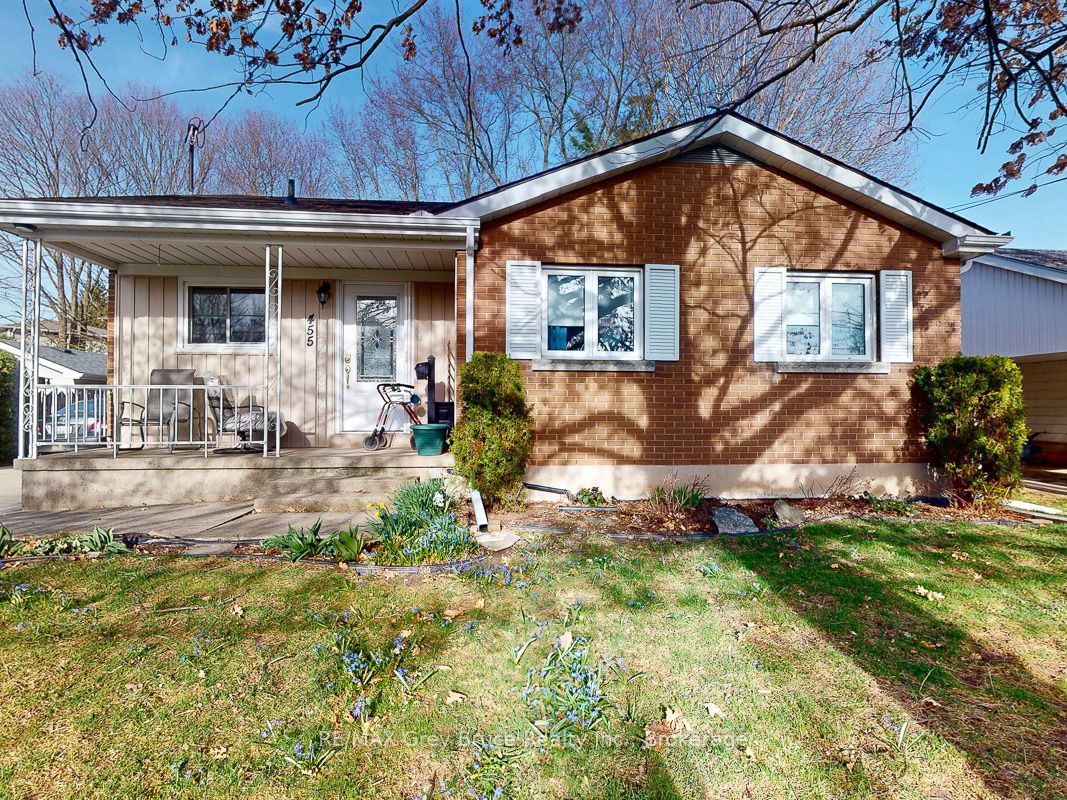 455 7th Avenue Property Photo 1