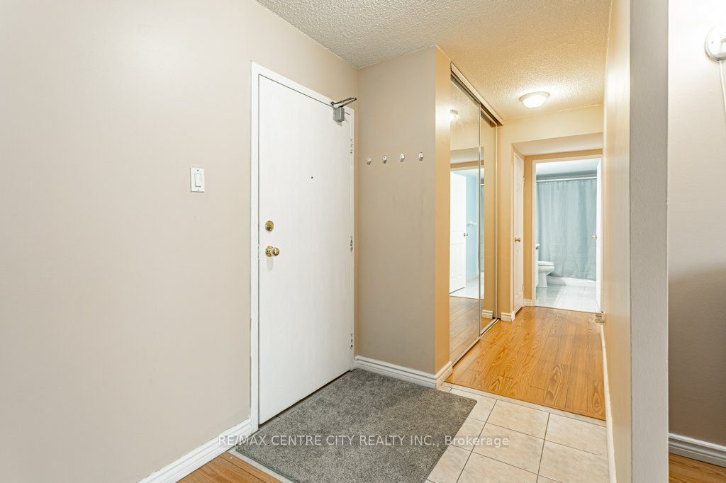 1103 Jalna Boulevard 110 Property Photo 3