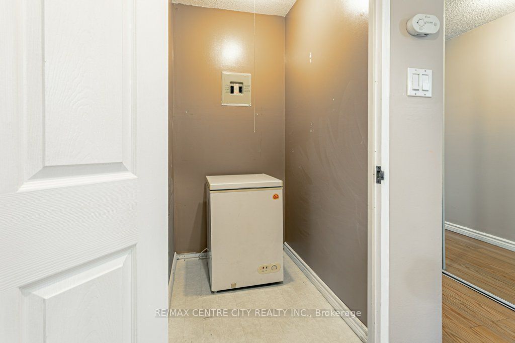 1103 Jalna Boulevard 110 Property Photo 19