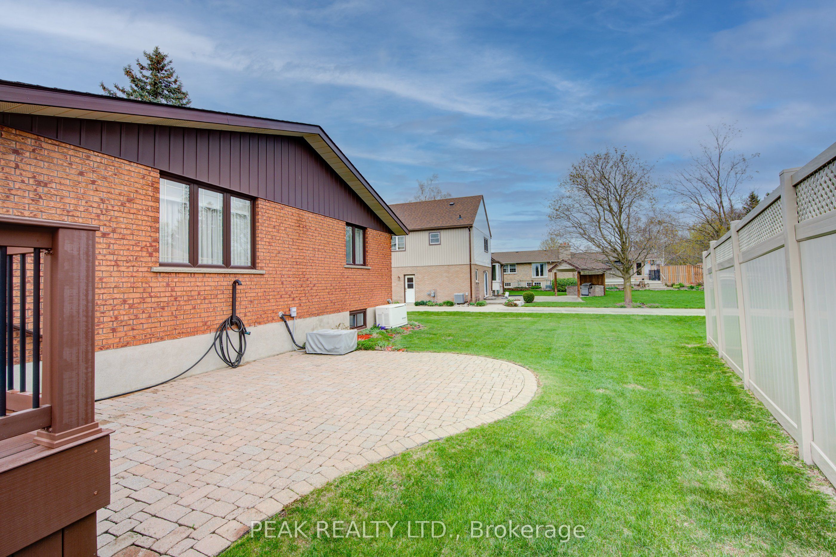 160 Scott Court Property Photo 40