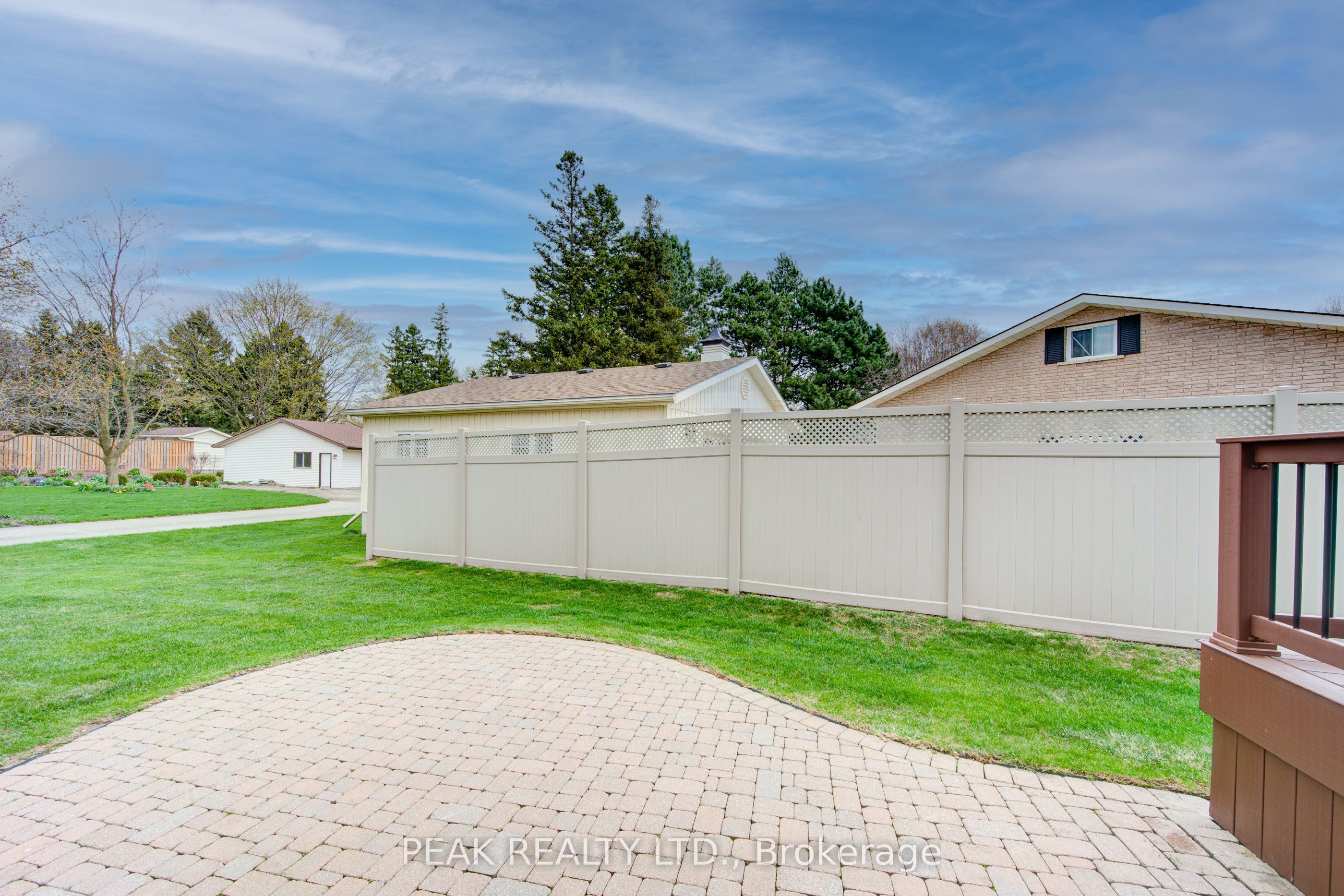 160 Scott Court Property Photo 43
