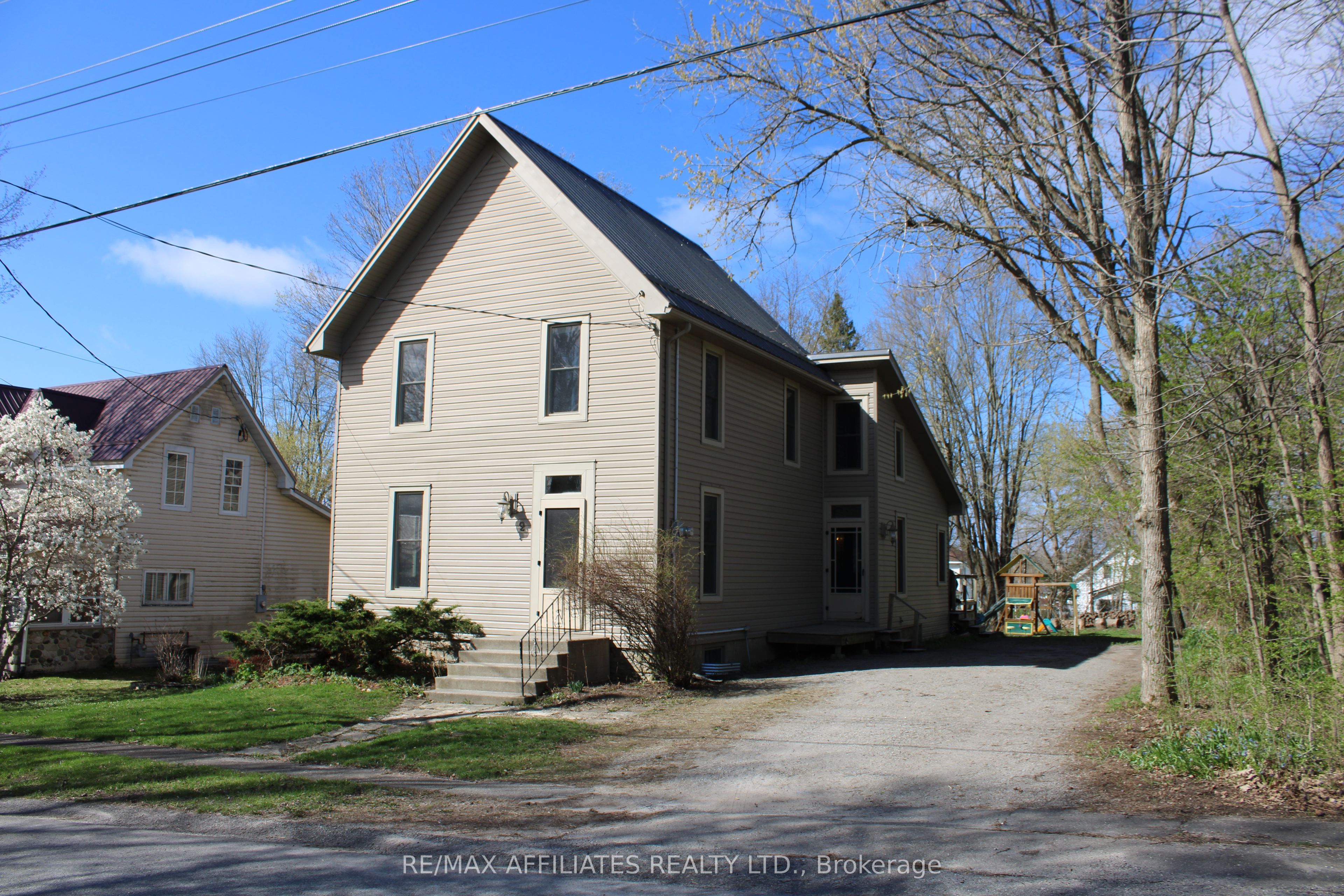 2 Isaac Street Property Photo 3