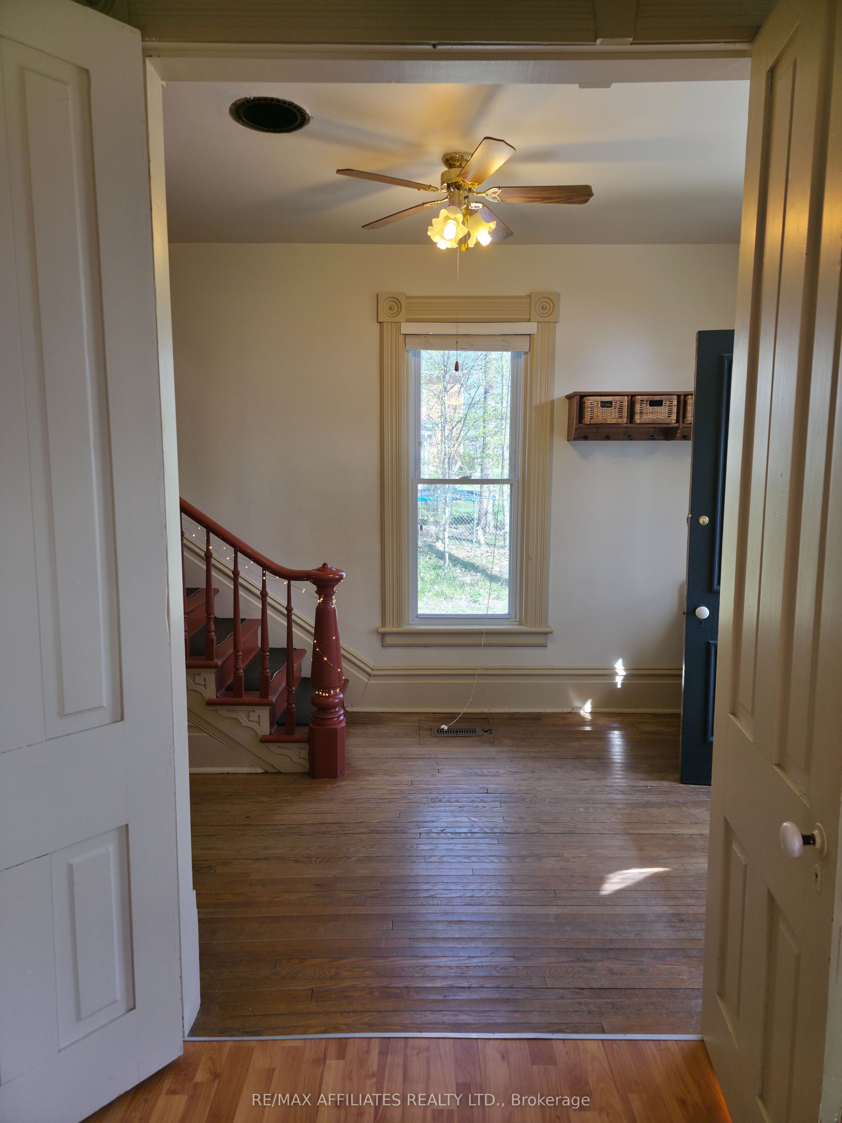 2 Isaac Street Property Photo 13