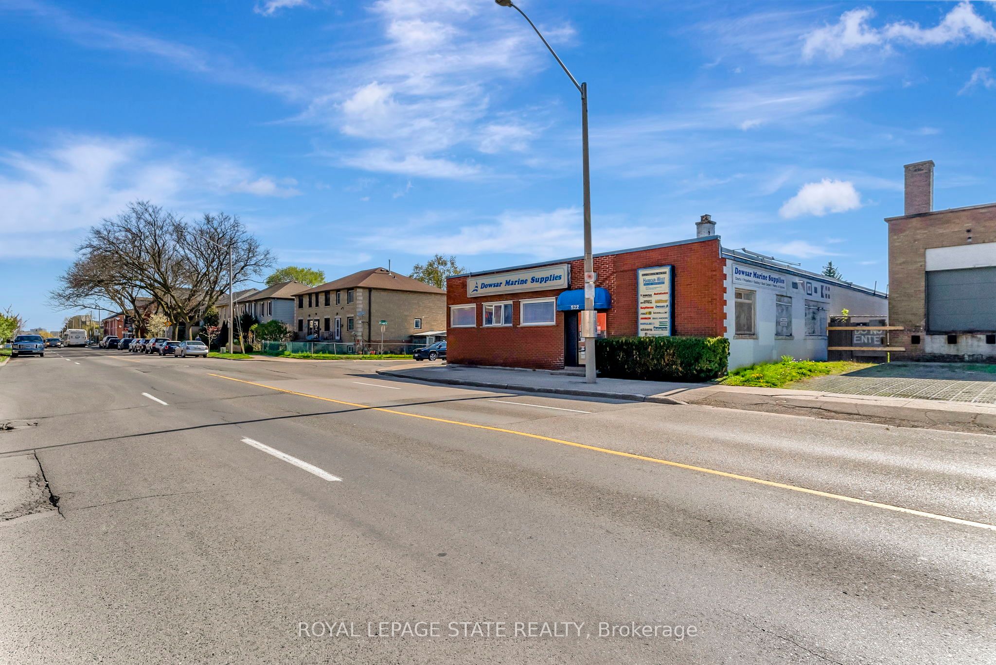 522 James Street N Property Photo 3