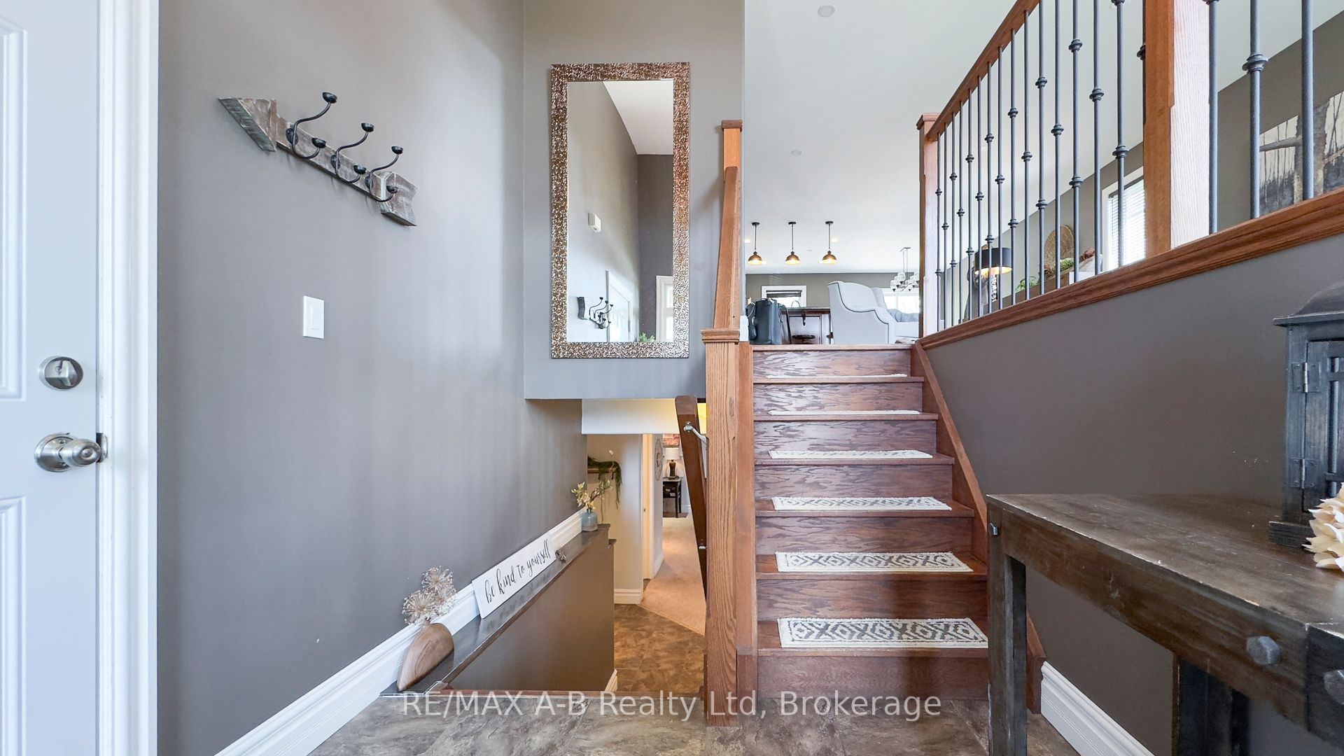 83 Sylvia Street Property Photo 7