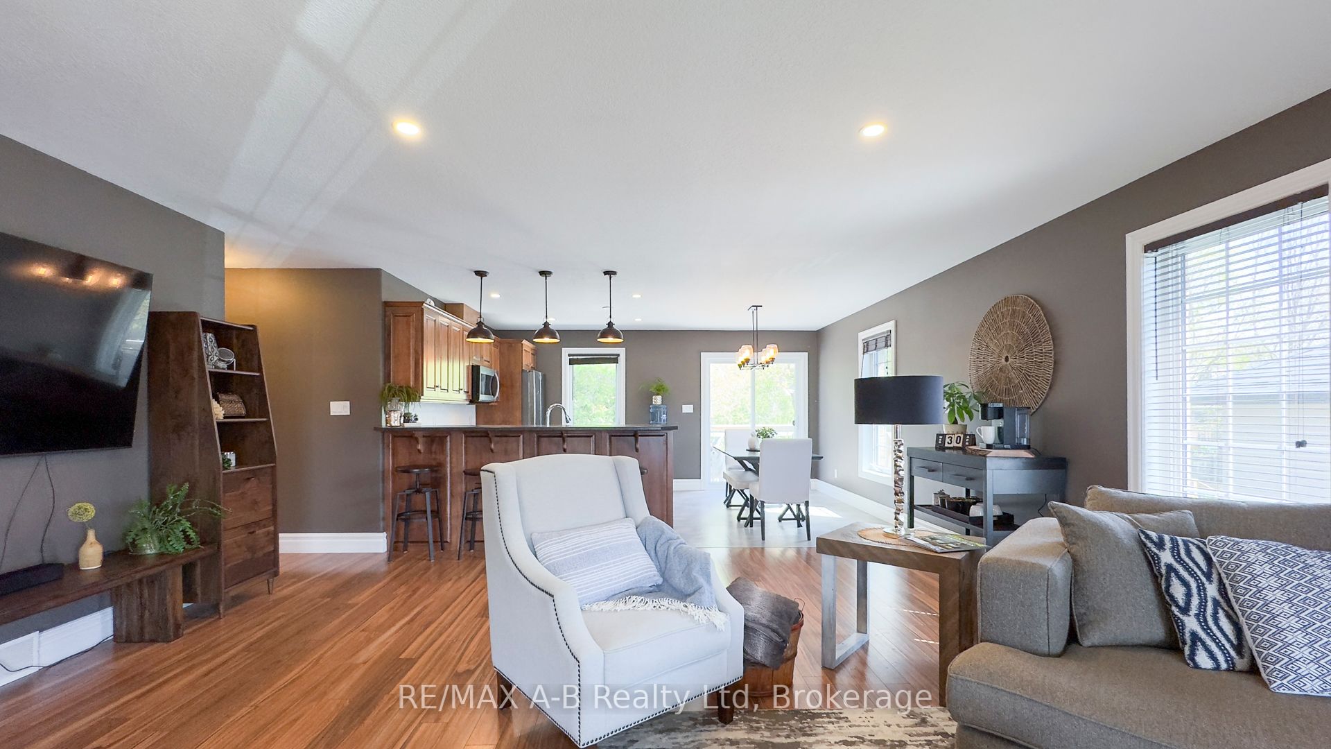 83 Sylvia Street Property Photo 13