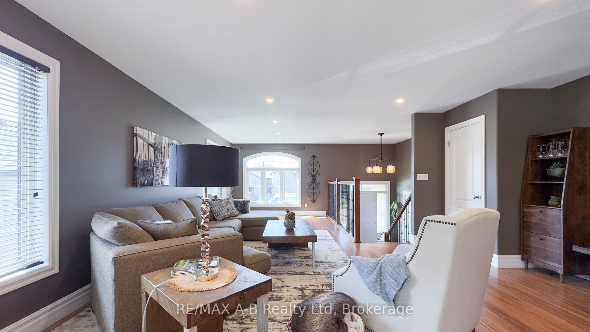 83 Sylvia Street Property Photo 16