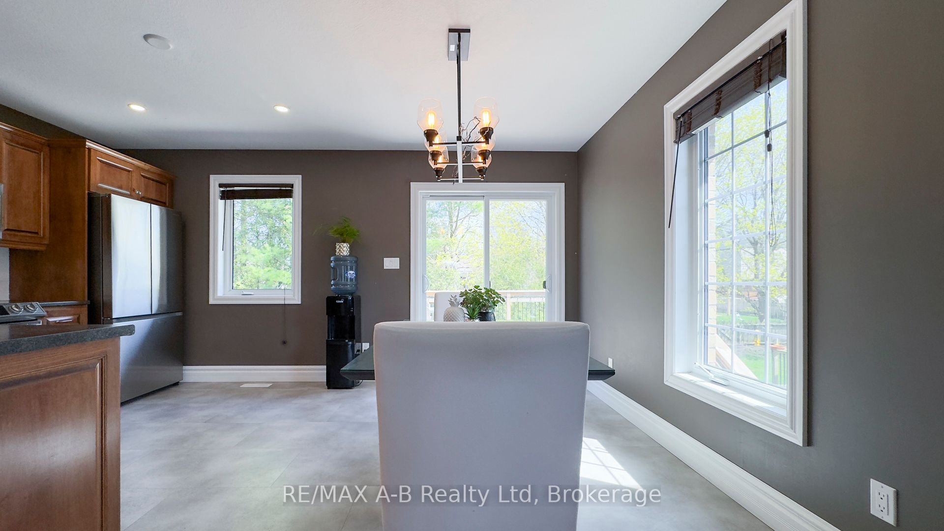83 Sylvia Street Property Photo 19