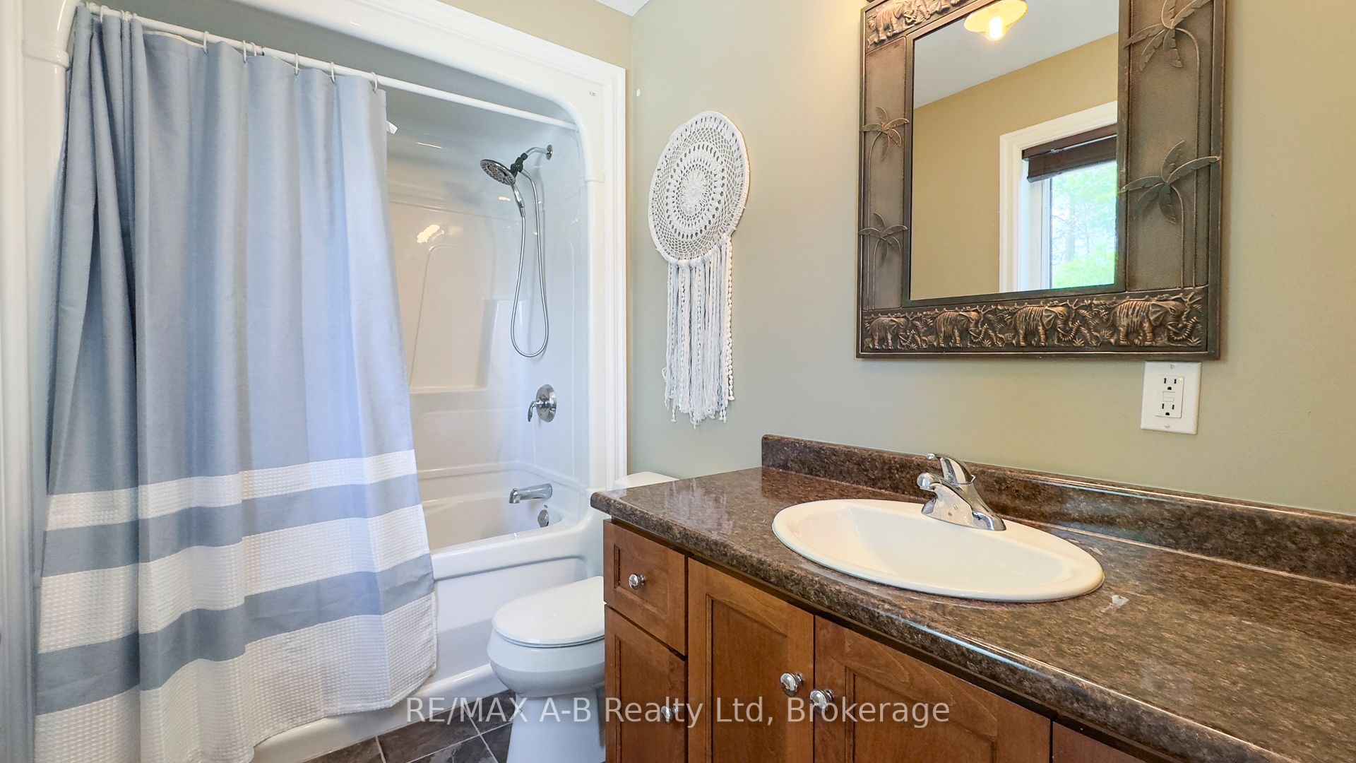 83 Sylvia Street Property Photo 29