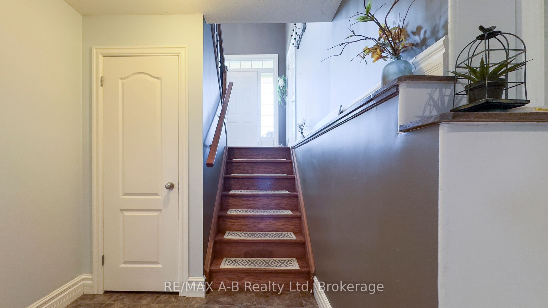 83 Sylvia Street Property Photo 31