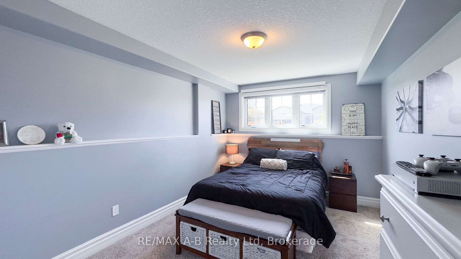 83 Sylvia Street Property Photo 43