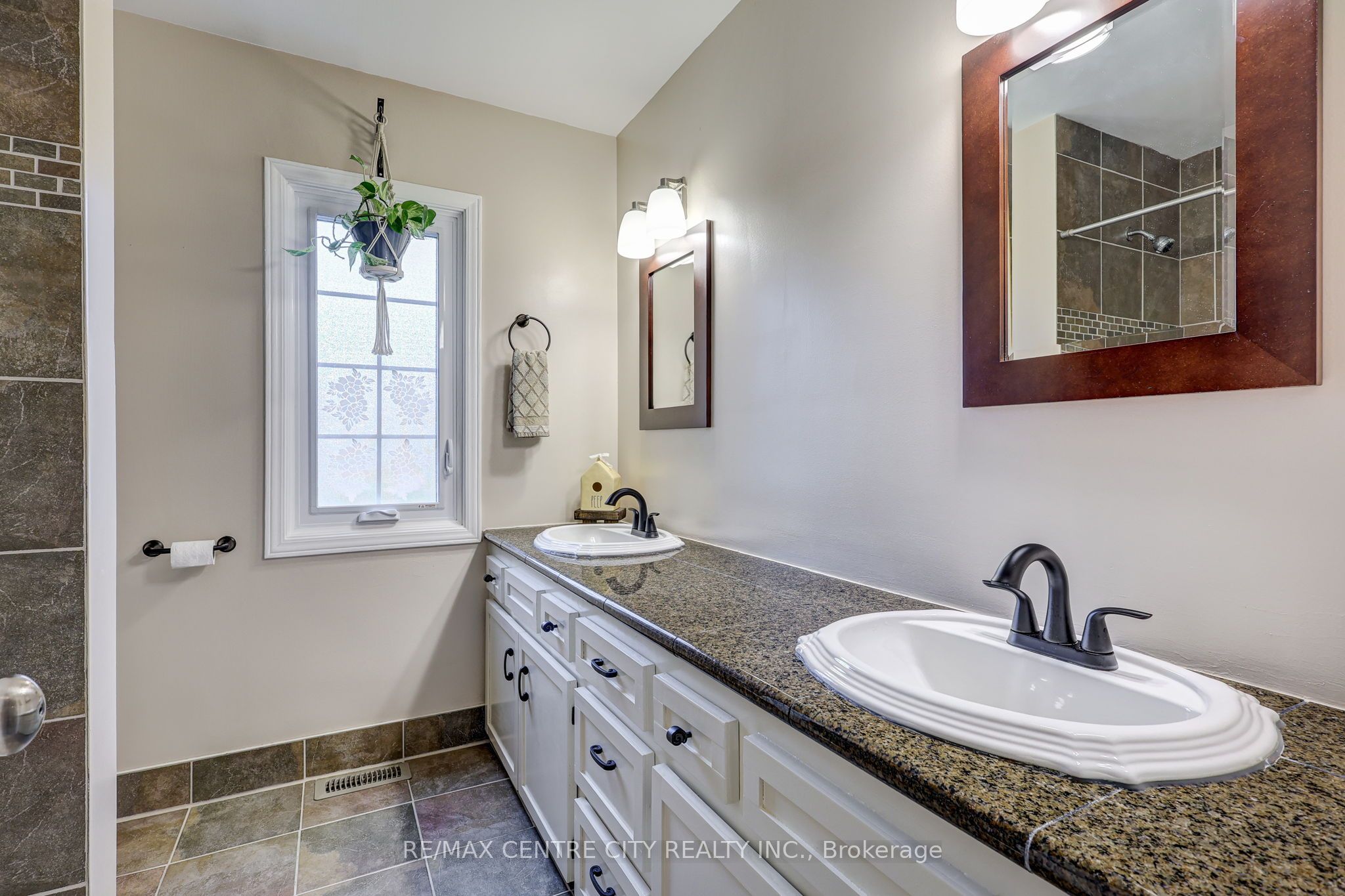 9255 West Street Property Photo 15