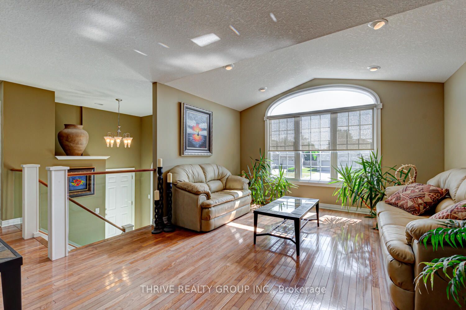 544 Darcy Drive Property Photo 8