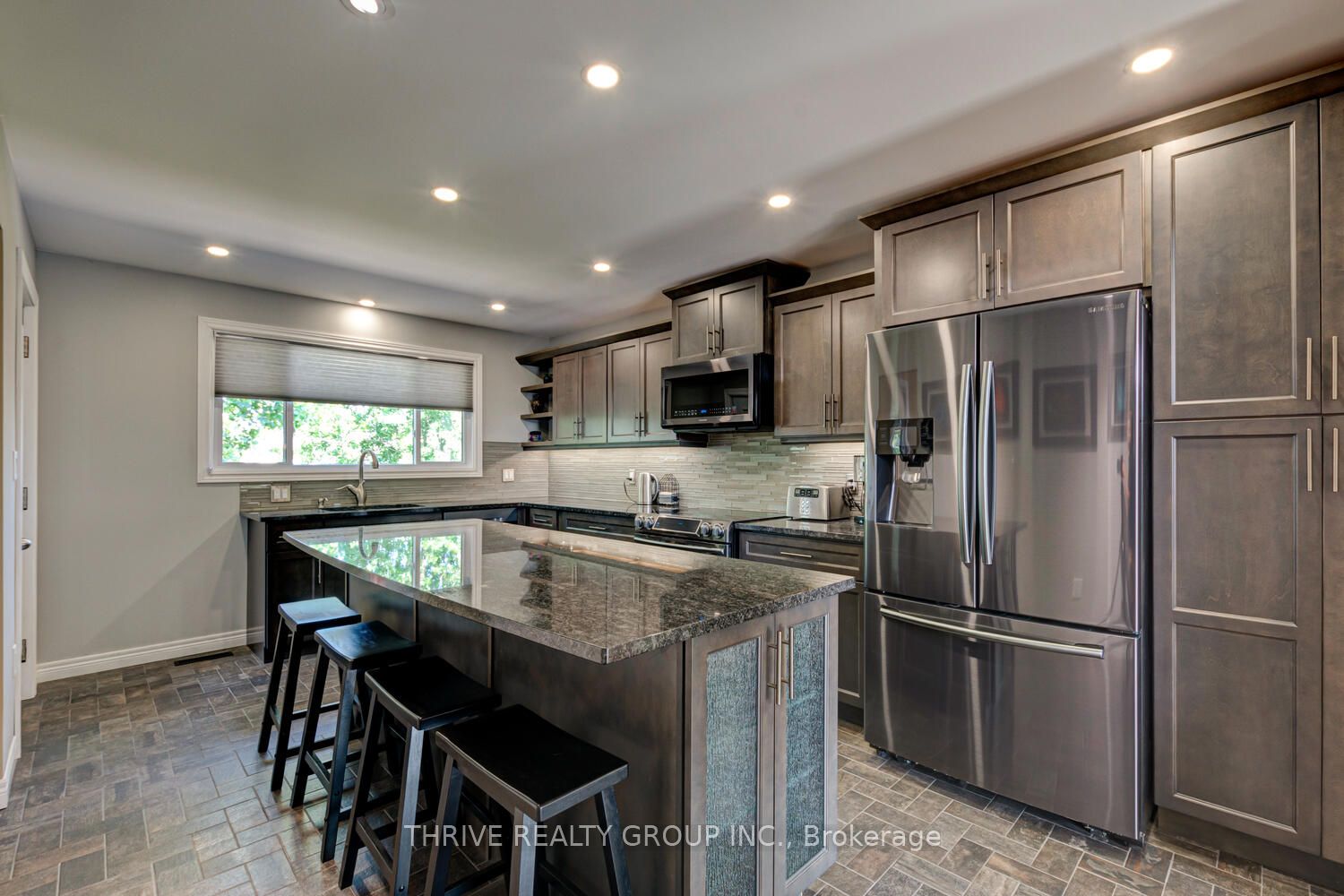 544 Darcy Drive Property Photo 16